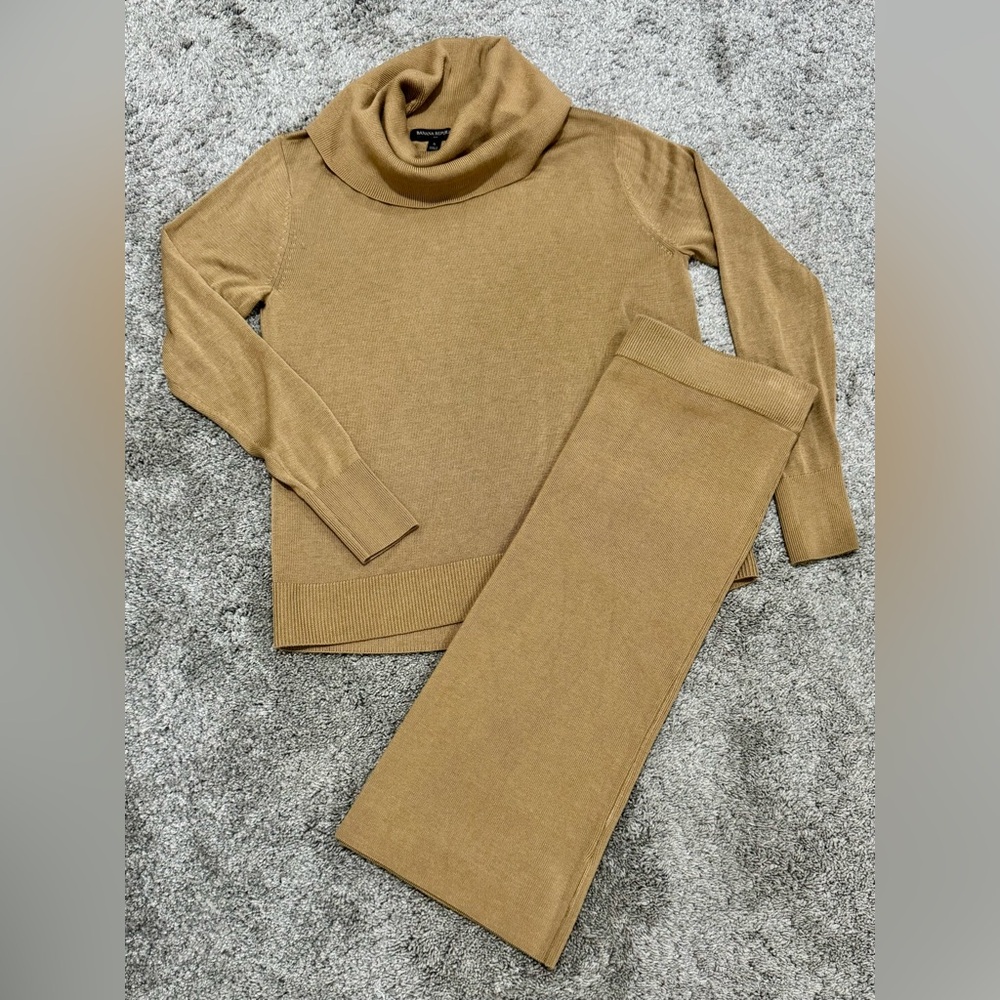 NWT-Banana Republic Knit Skirt Set-Camel-Size Medium